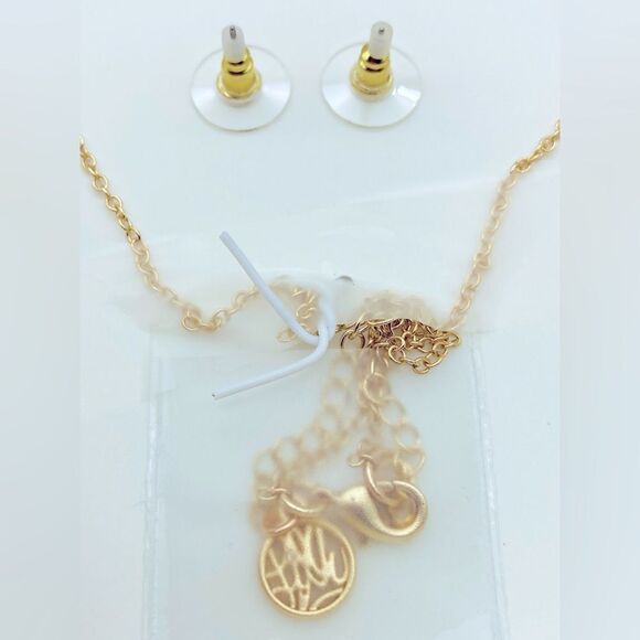 NWT Lilly Pulitzer Poinsettia Island Vibes Accessories Boxed Earrings/Necklace - Picture 6 of 7